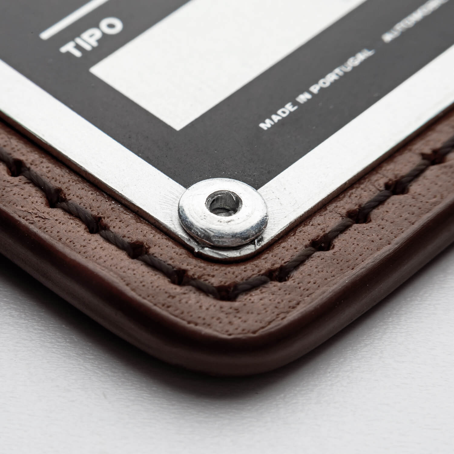 Leather Tag - Automobilist - Brown