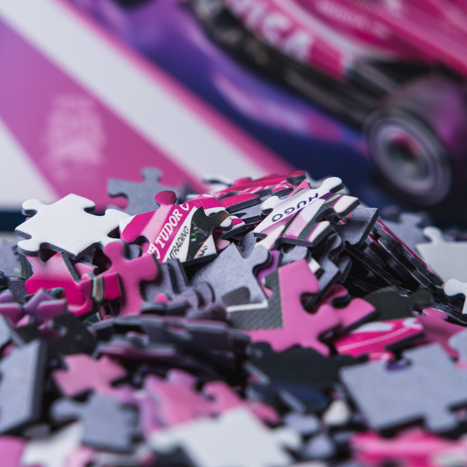 Visa Cash App RB | Miami Grand Prix™ 2025 | Puzzle 1000 pcs