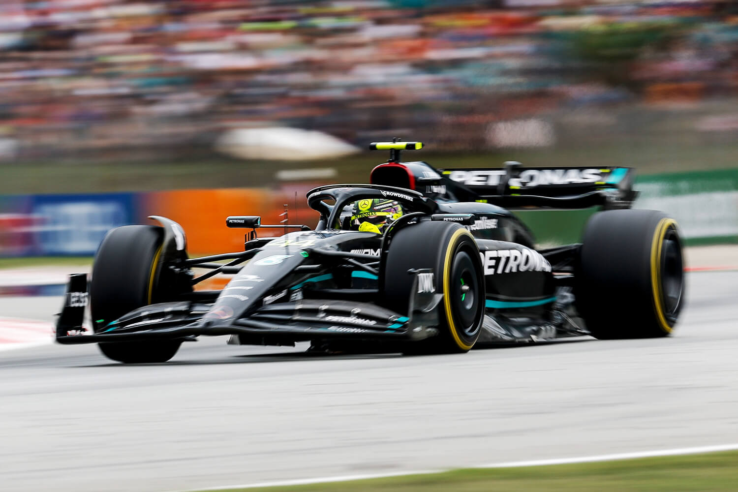 F1 - Lewis Hamilton 🤜🤛 Mercedes-AMG Petronas Formula One Team