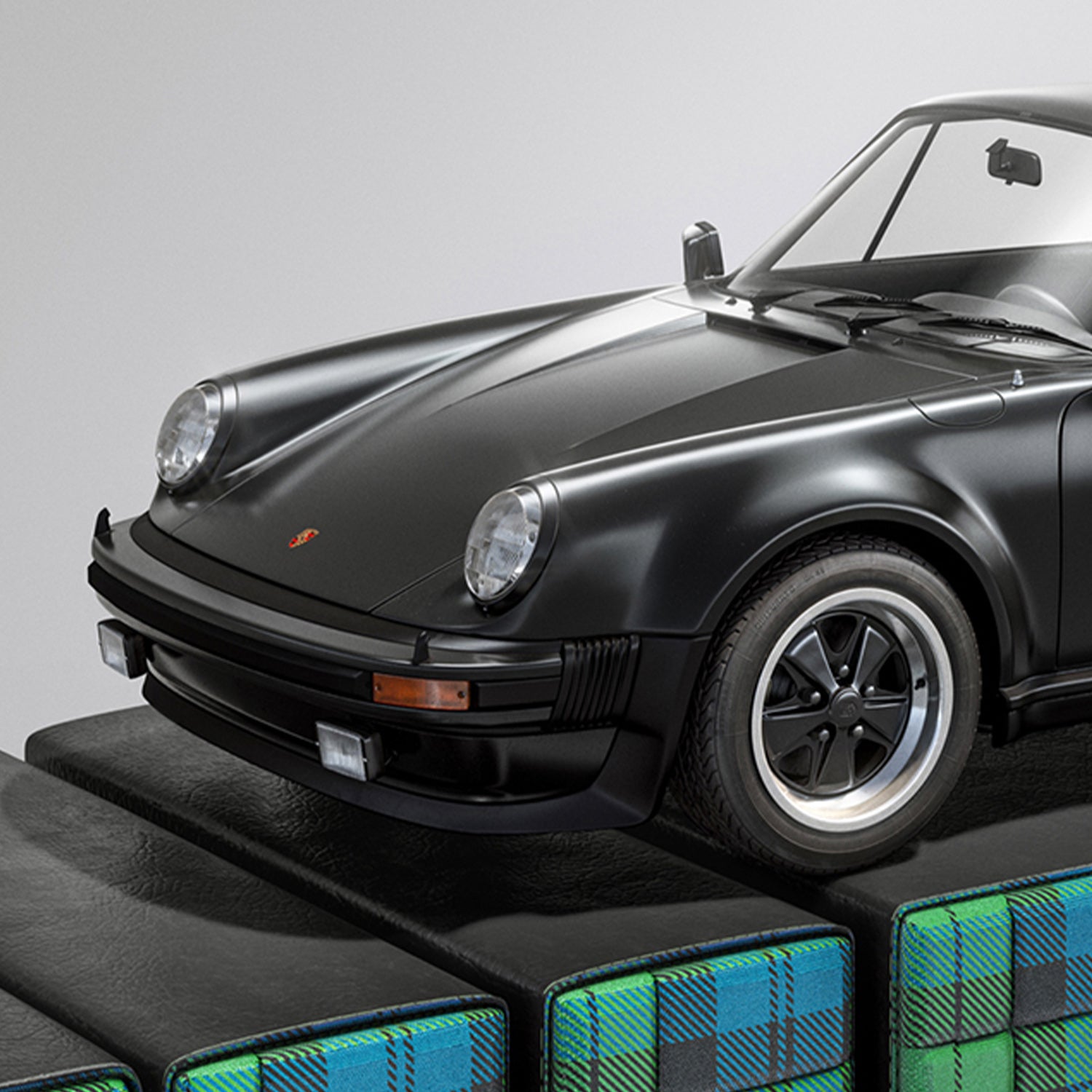 Porsche 911 (930) Turbo 3.0 - 1975 | Porsche History Series | Collector's Edition Poster